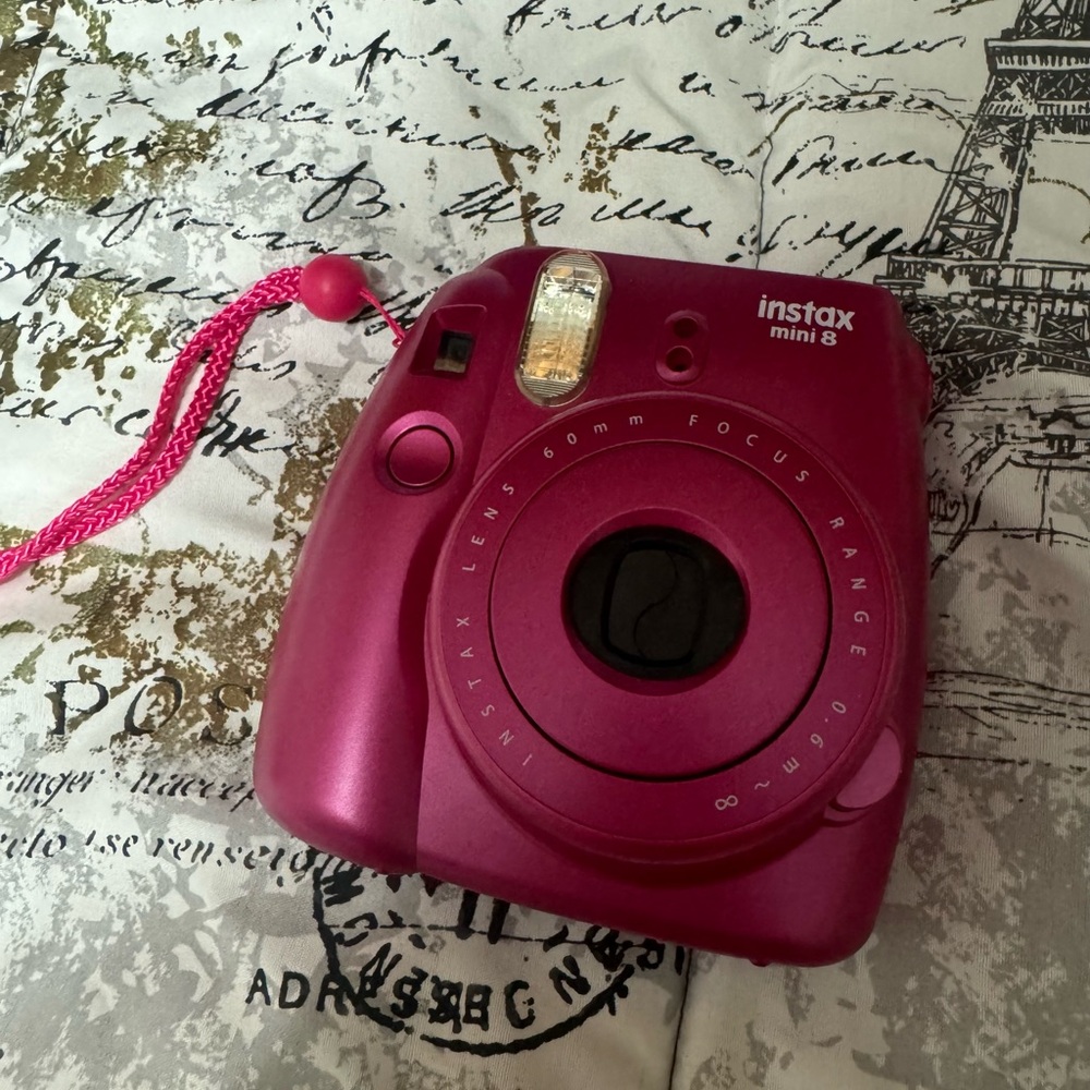 Fujifilm Instax Mini 8 Polaroid Camera + Case